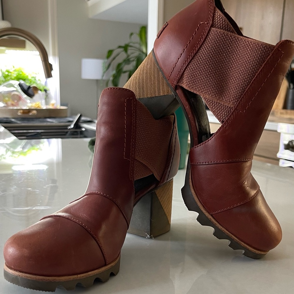 Women's Rustic Brown Sorel Bootie